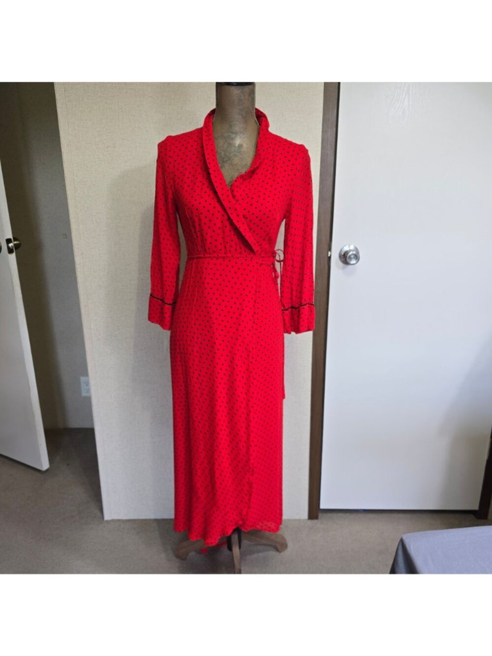Ganni Mullin Georgette Red Polka Dot Wrap Dress Size 36 Small Chiffon - Picture 3 of 7